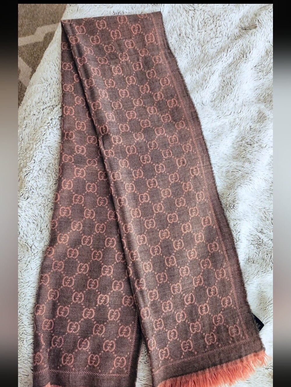 Gucci Pink & Gray Reversible GG Wool Scarf - Picture 7 of 7